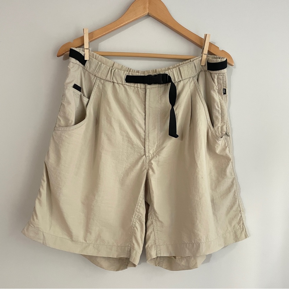 Vintage Columbia Cargo Shorts Size L Tan